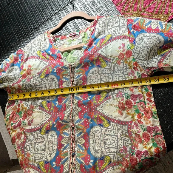 Johnny Was Blush Button Down Silk Blouse Top Tunic size XS - Picture 11 of 12